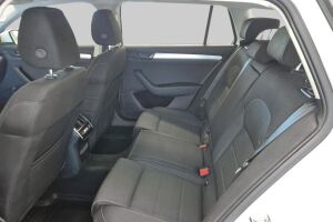 Skoda Superb esikatselu 10