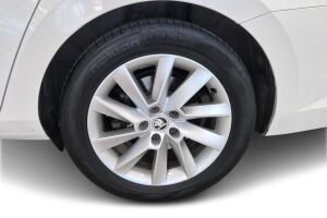 Skoda Superb esikatselu 13