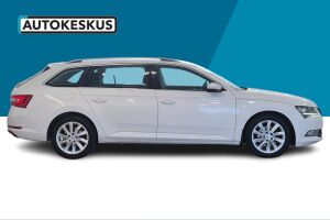 Skoda Superb esikatselu 4