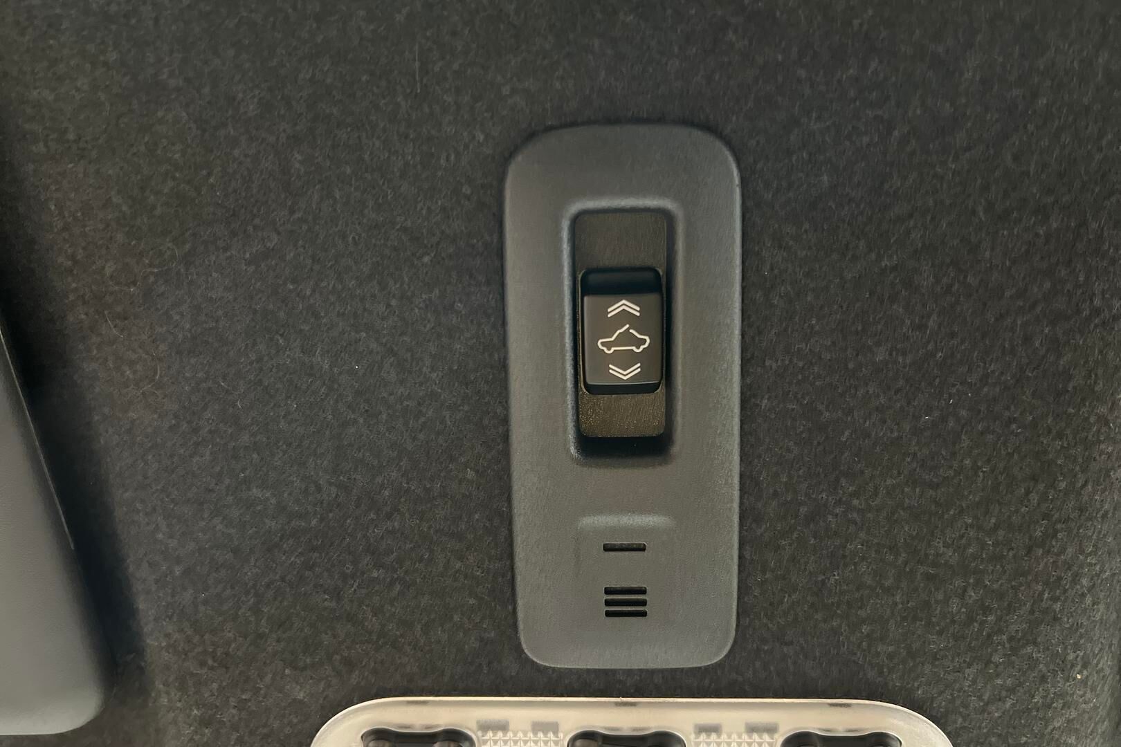 Nissan Juke iso kuva 18