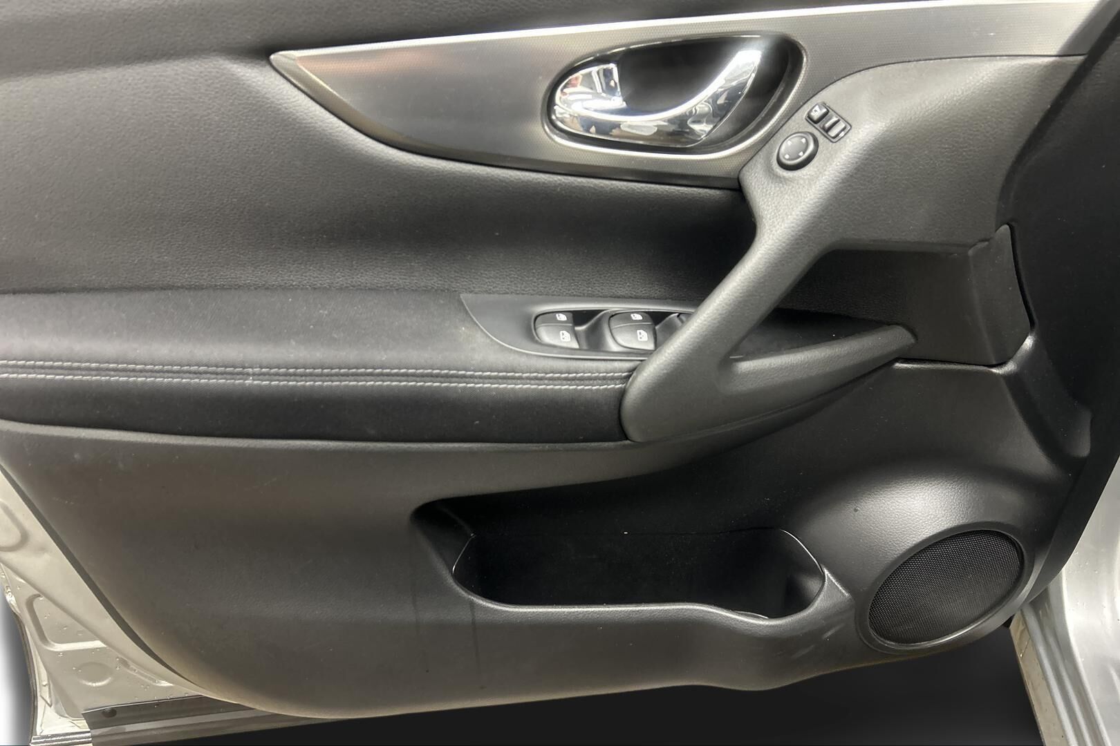 Nissan Qashqai iso kuva 13