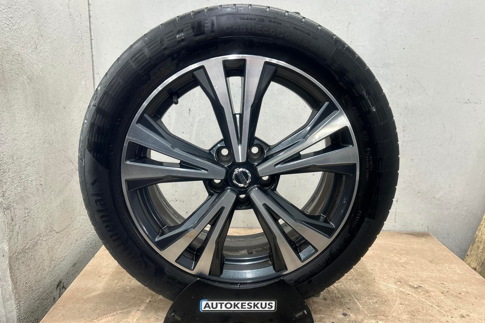 Nissan Qashqai iso kuva 21