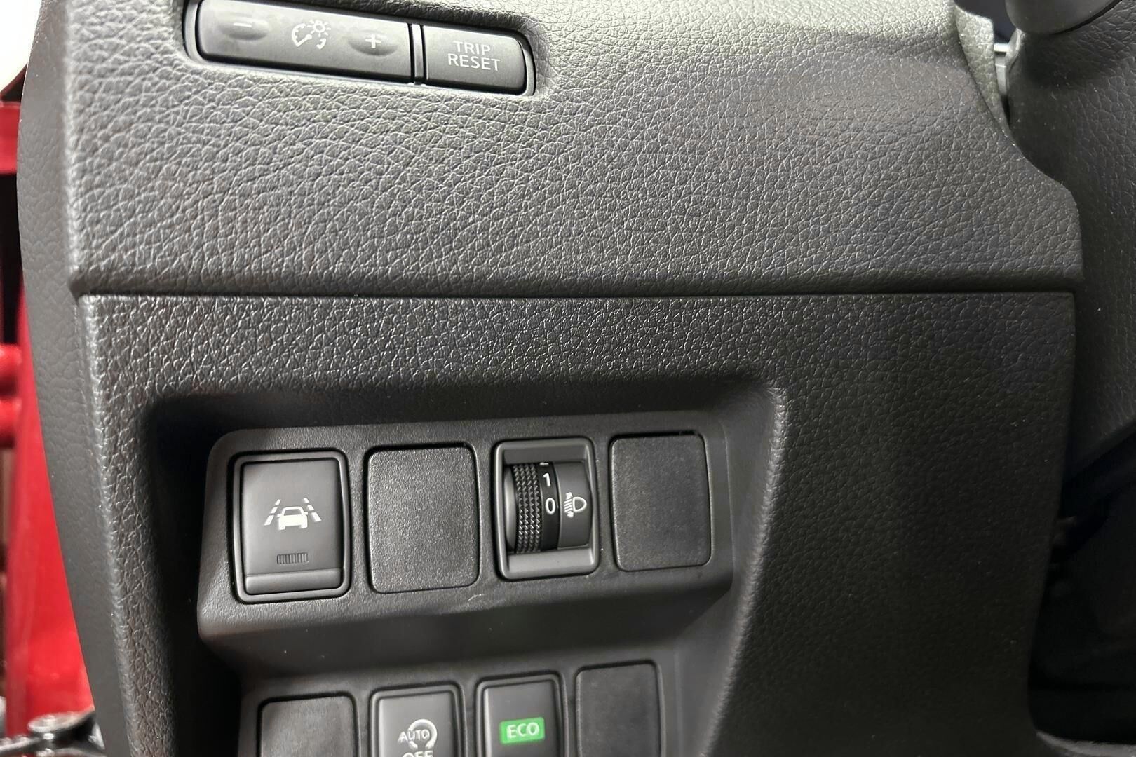 Nissan Qashqai iso kuva 22