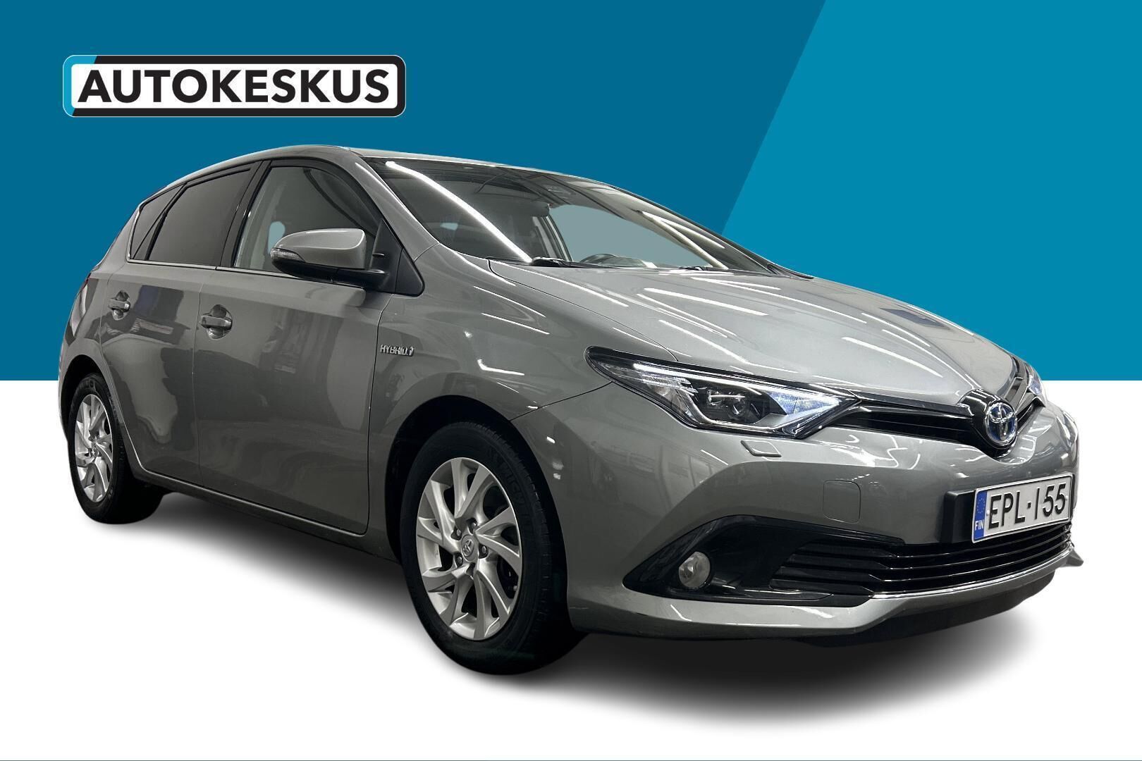 Toyota Auris iso kuva 3