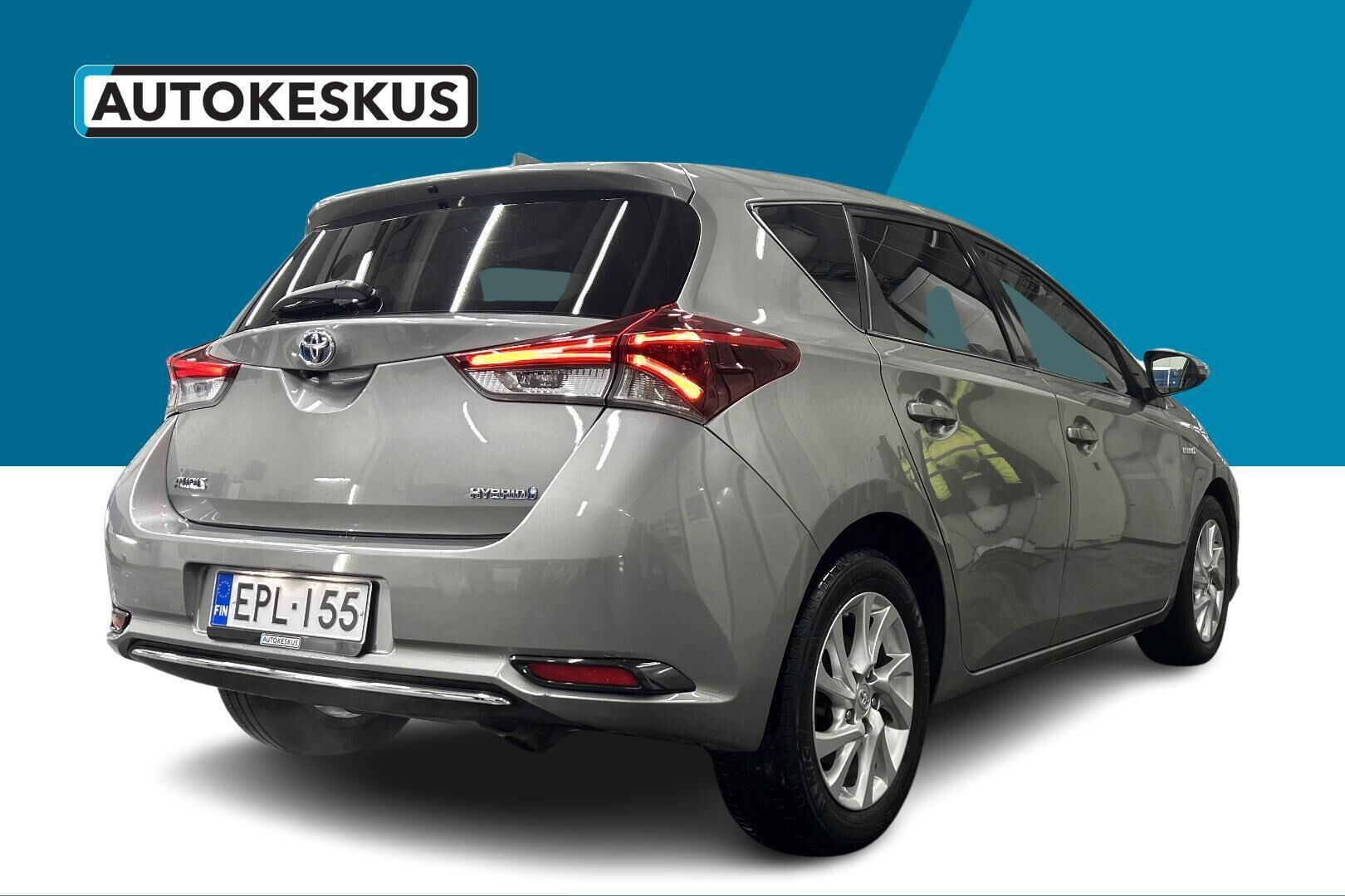 Toyota Auris iso kuva 5