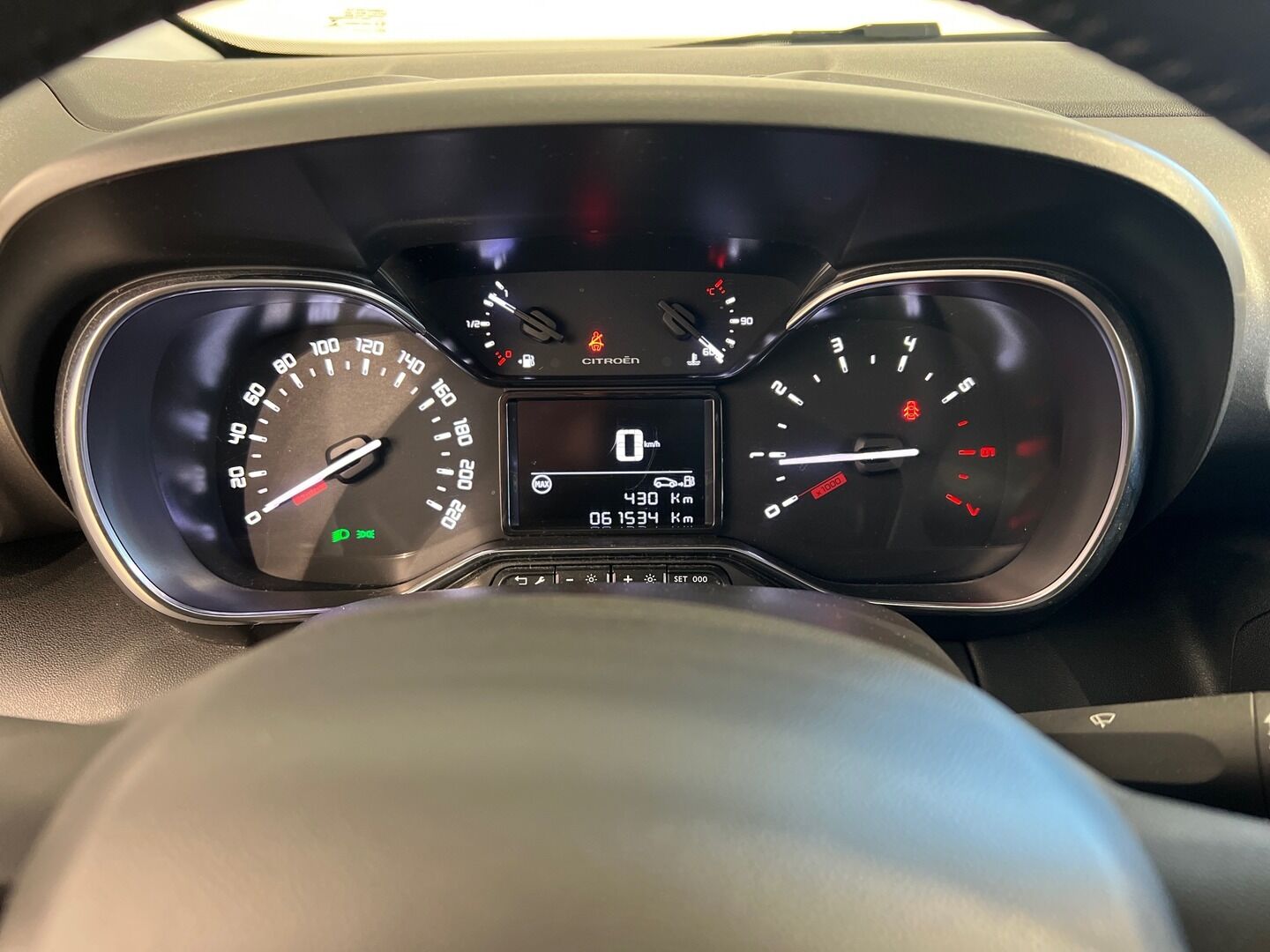 Citroen C3 Aircross iso kuva 13