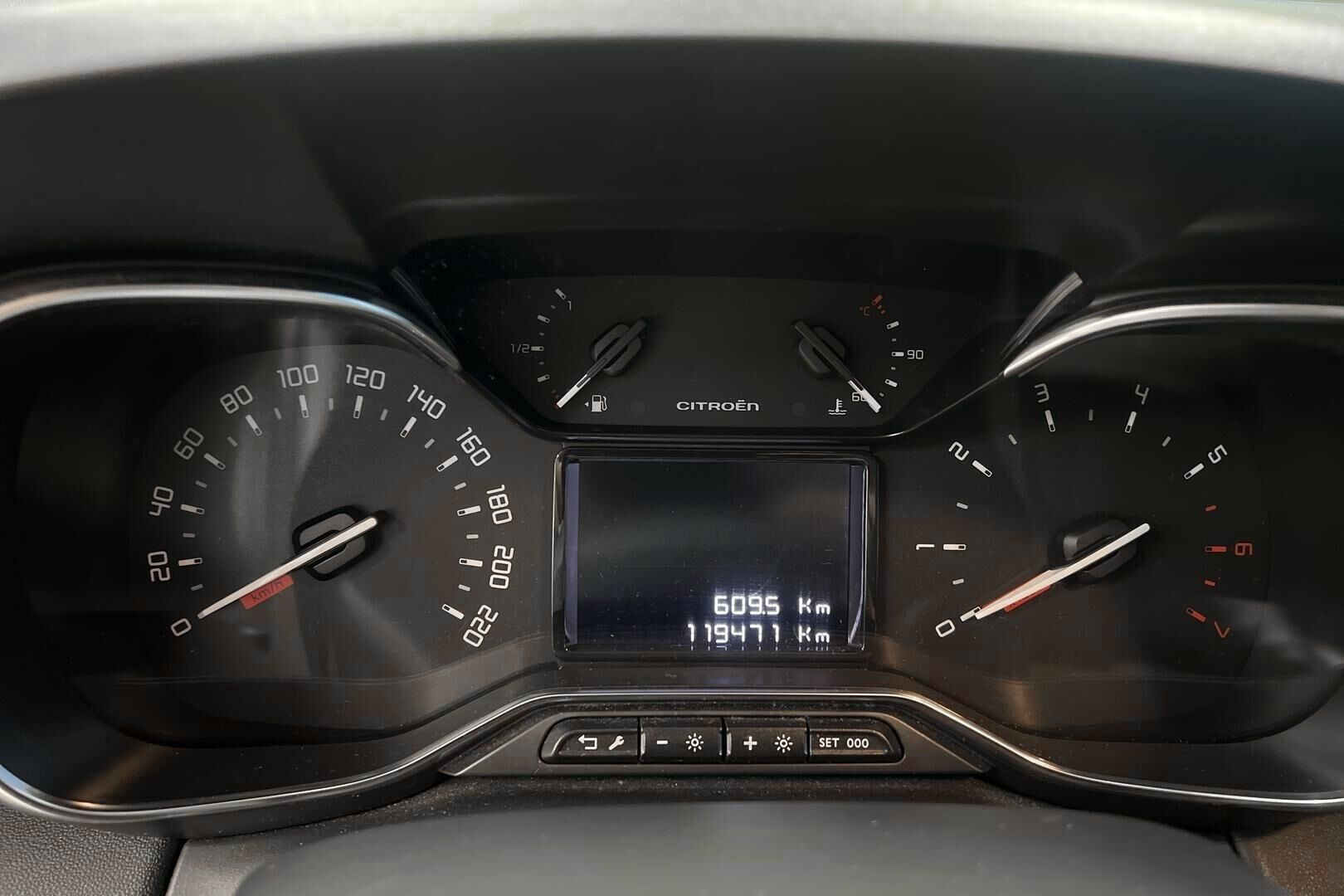 Citroen C3 Aircross iso kuva 18