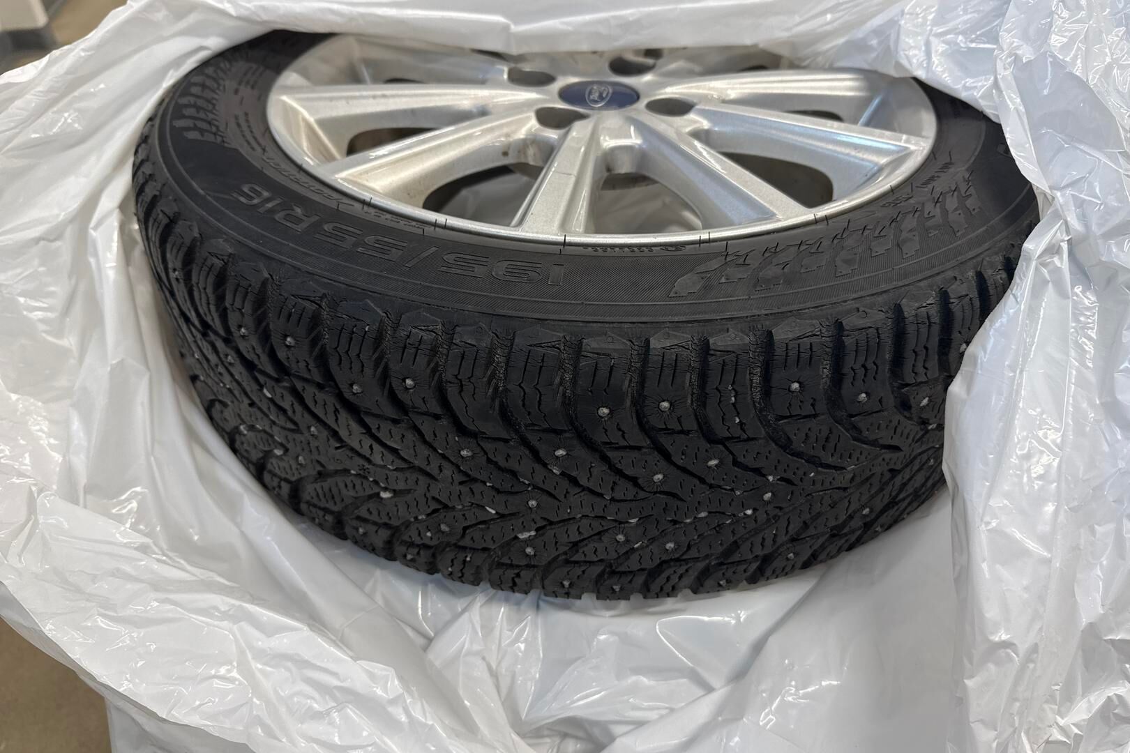 Ford Fiesta iso kuva 13