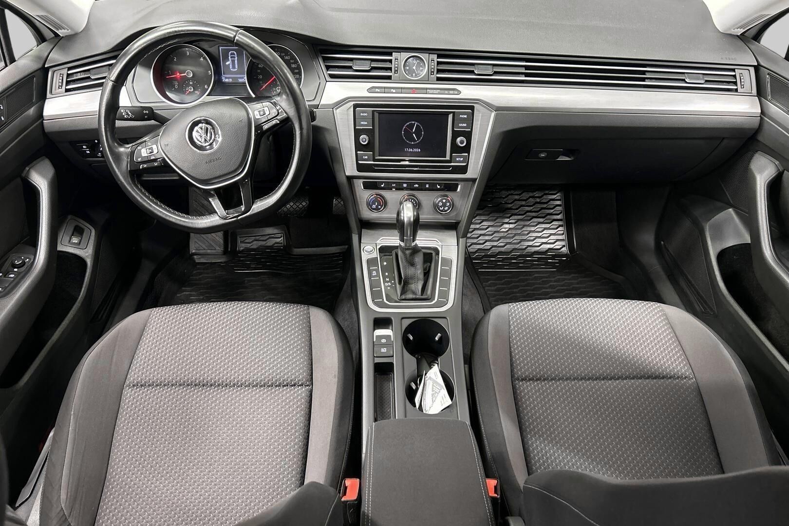 Volkswagen Passat iso kuva 7