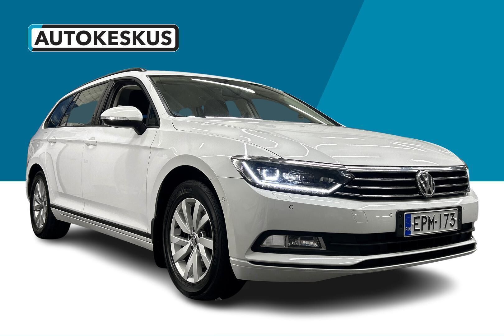 Volkswagen Passat iso kuva 16