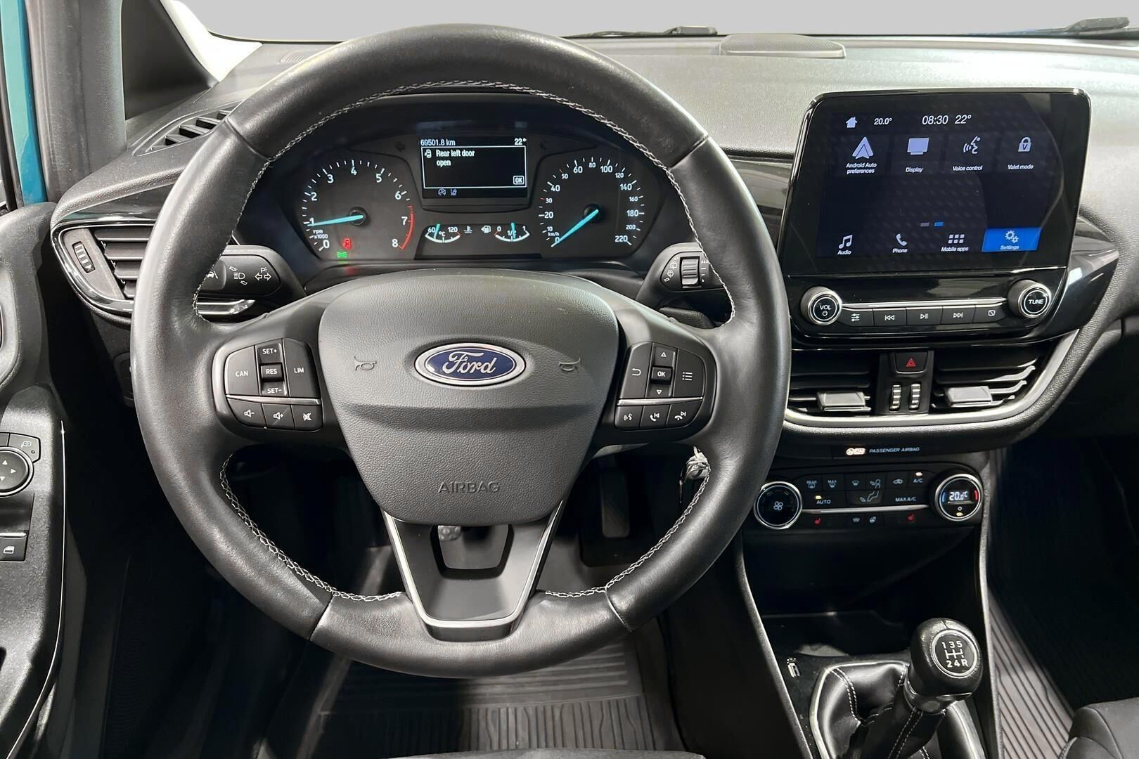 Ford Fiesta iso kuva 31
