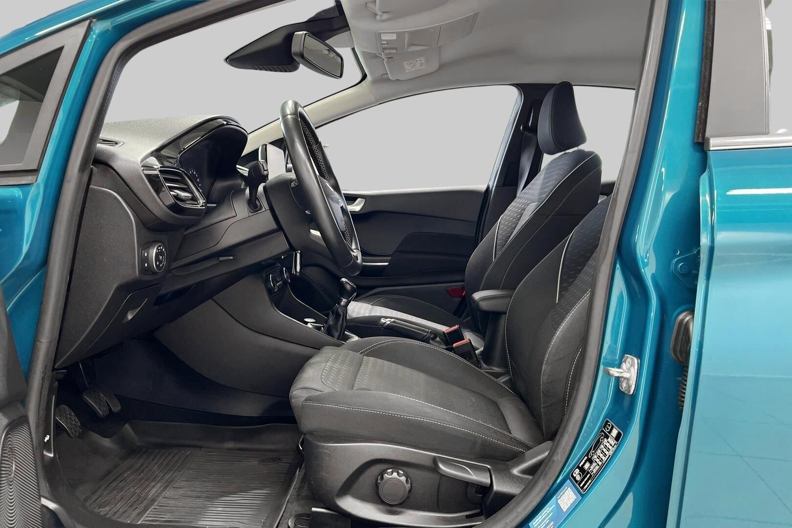 Ford Fiesta iso kuva 4