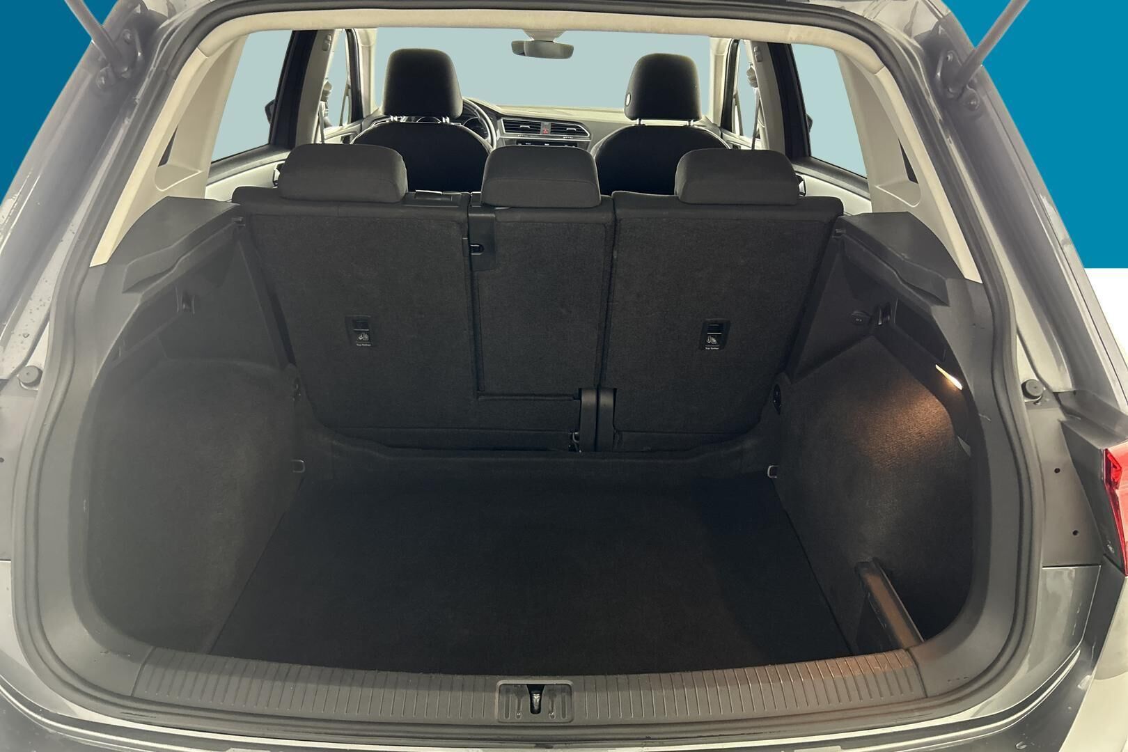 Volkswagen Tiguan iso kuva 12