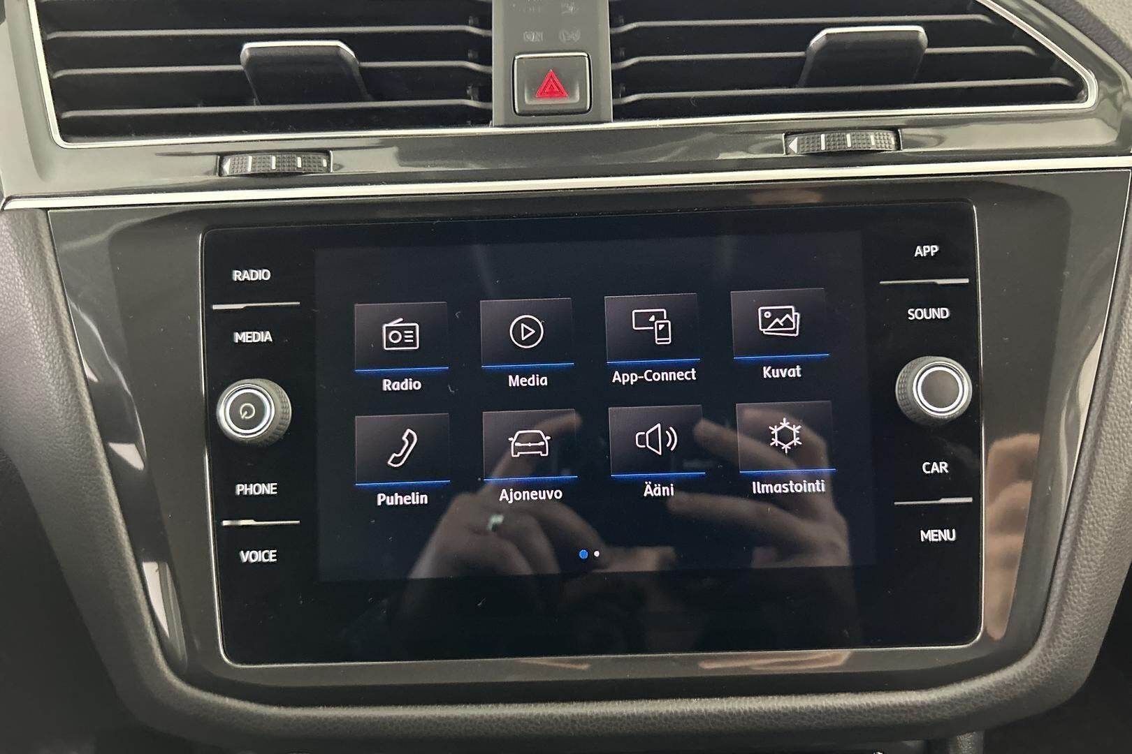 Volkswagen Tiguan iso kuva 23