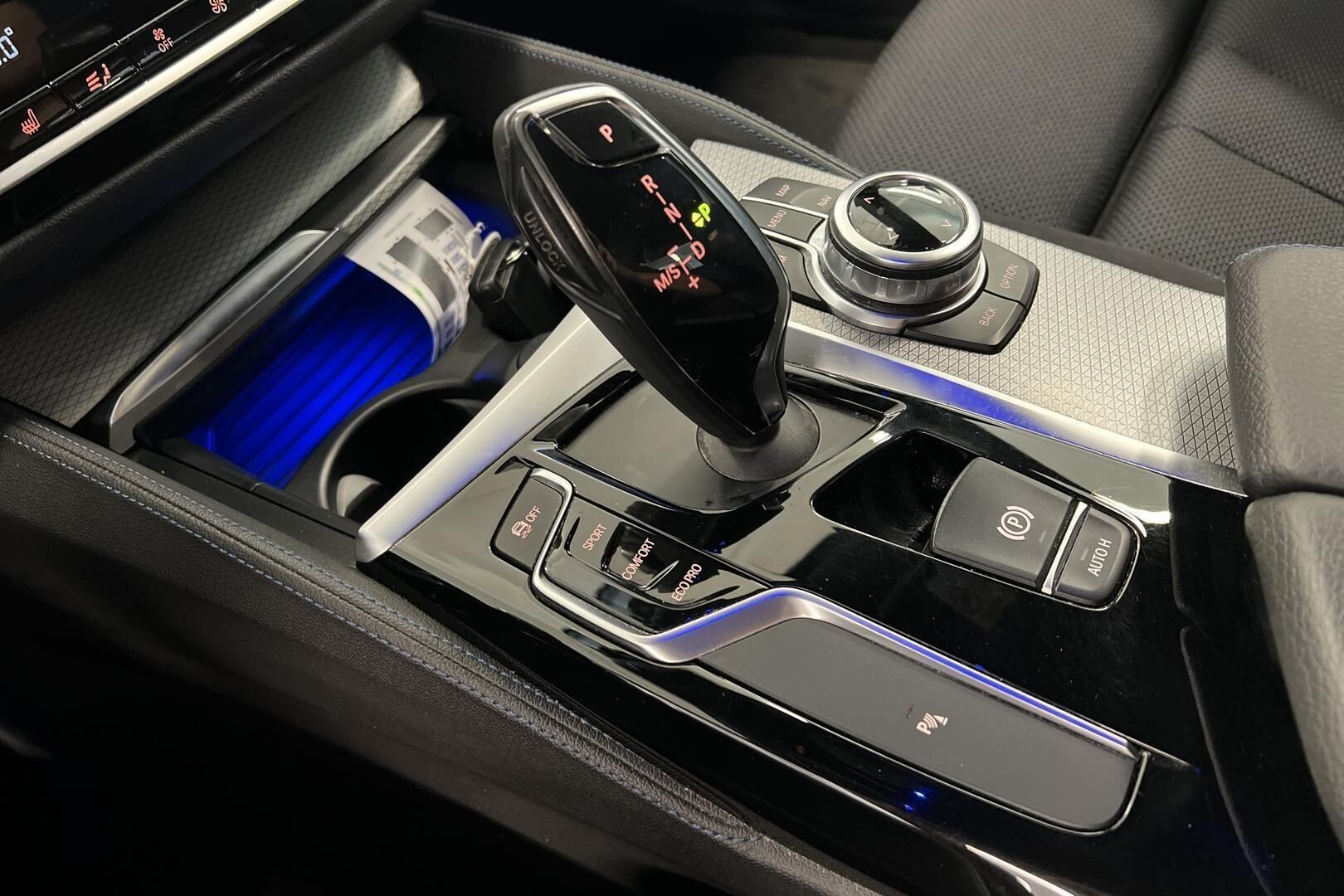 BMW 5-sarja iso kuva 12