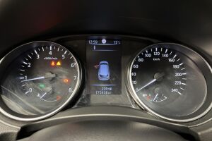 Nissan Qashqai esikatselu 14