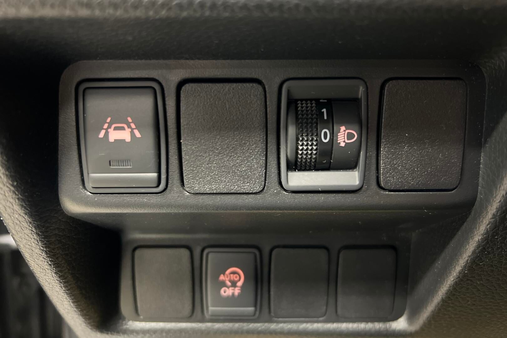 Nissan Qashqai iso kuva 18