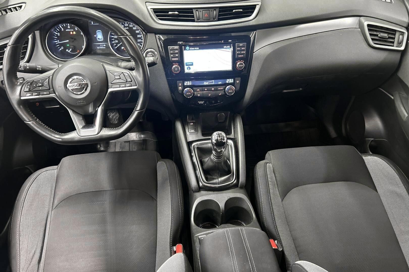 Nissan Qashqai iso kuva 11