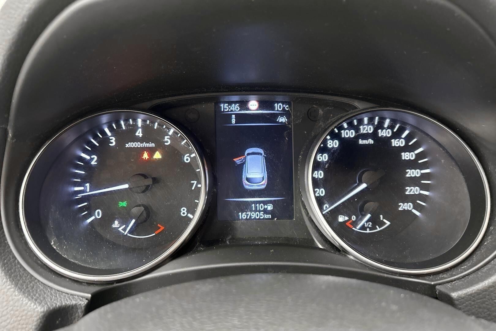 Nissan Qashqai iso kuva 17