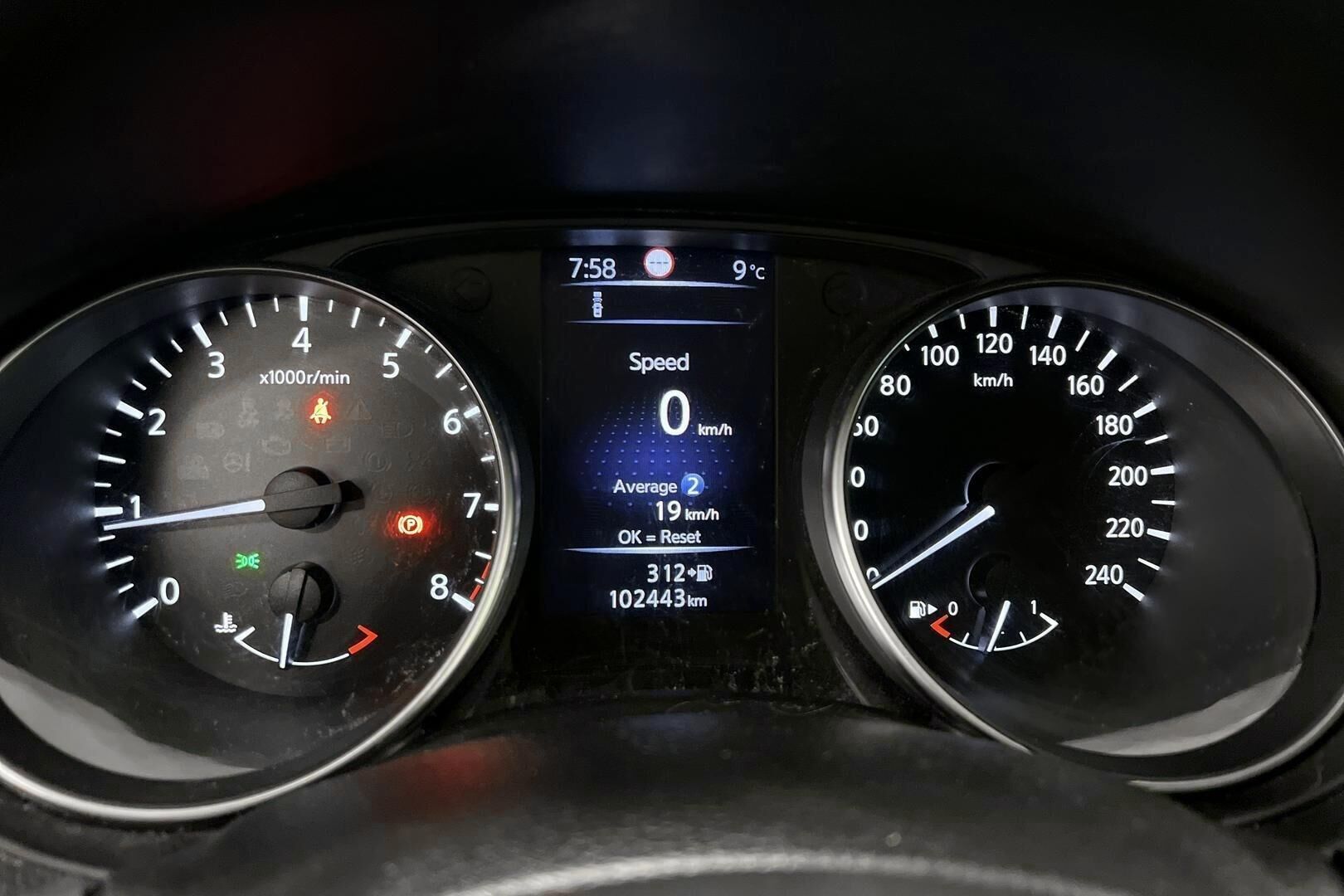 Nissan Qashqai iso kuva 14