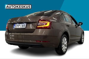 Skoda Octavia esikatselu 5