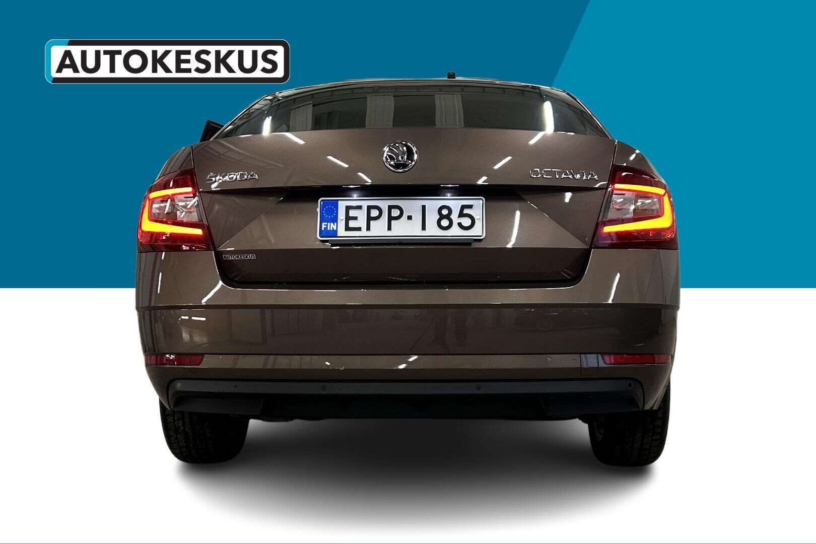 Skoda Octavia iso kuva 6