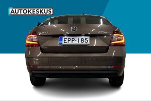 Skoda Octavia esikatselu 6