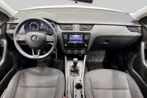 Skoda Octavia esikatselu 11