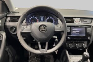 Skoda Octavia esikatselu 20