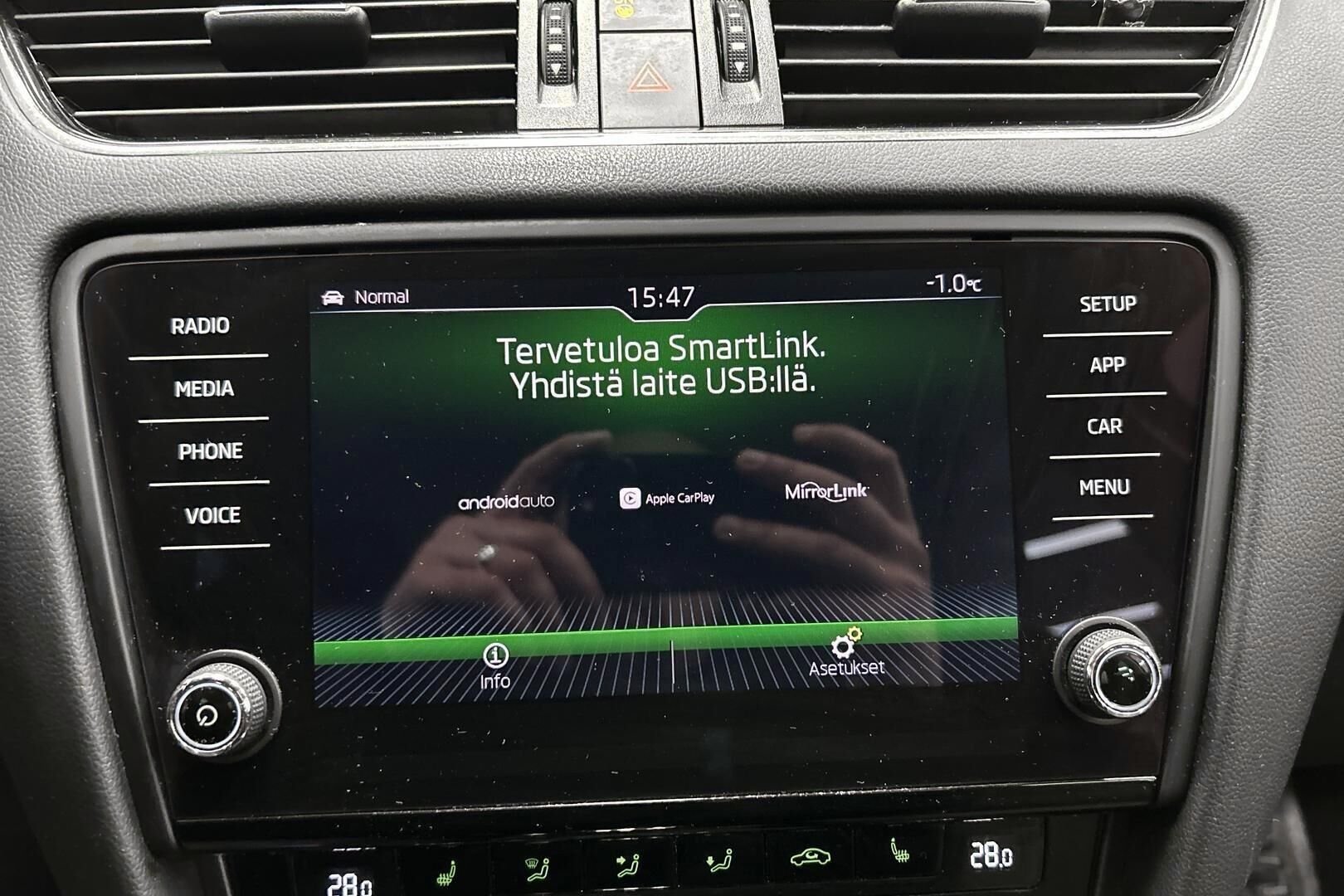 Skoda Octavia iso kuva 27