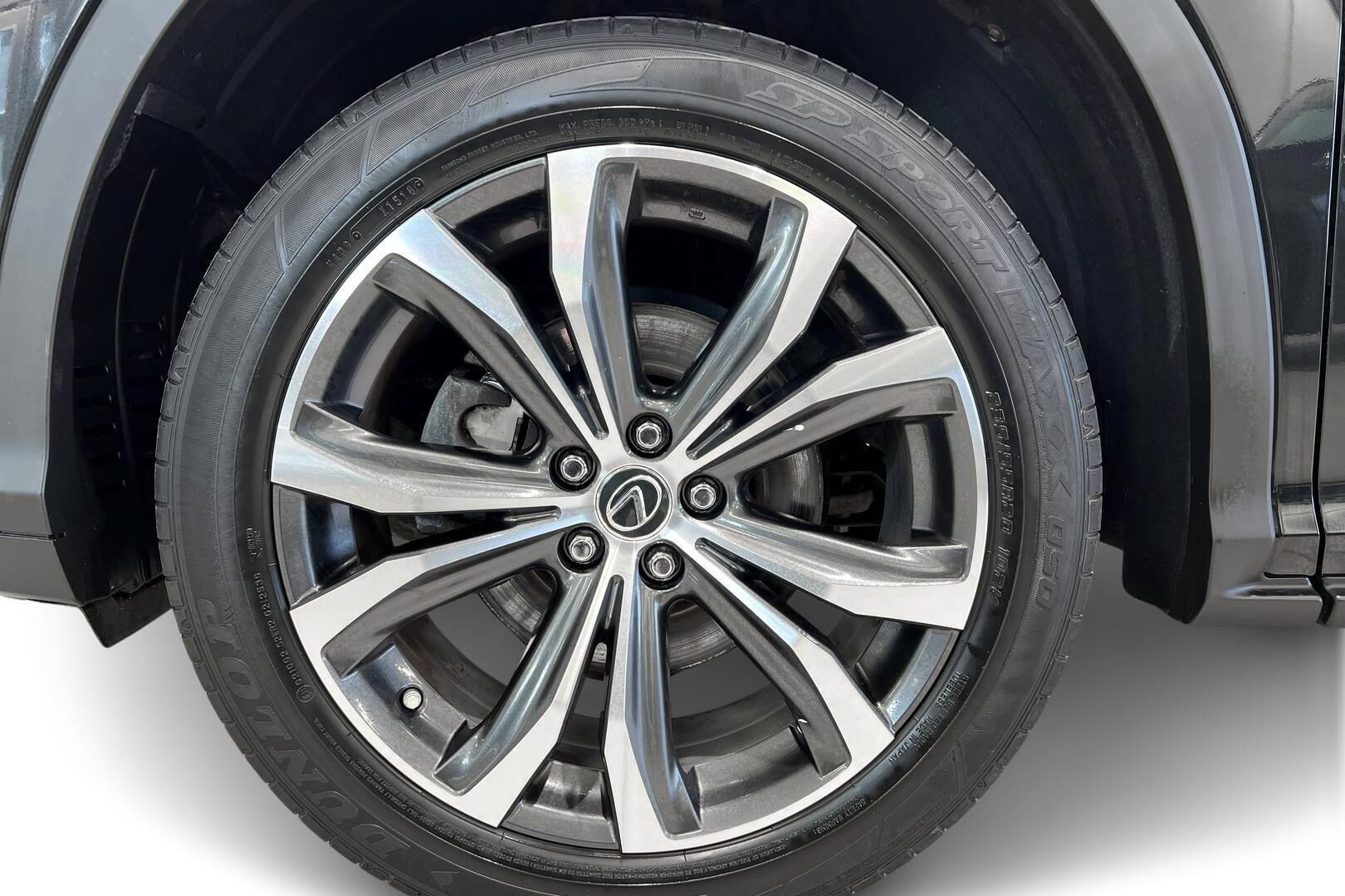 Lexus RX iso kuva 19