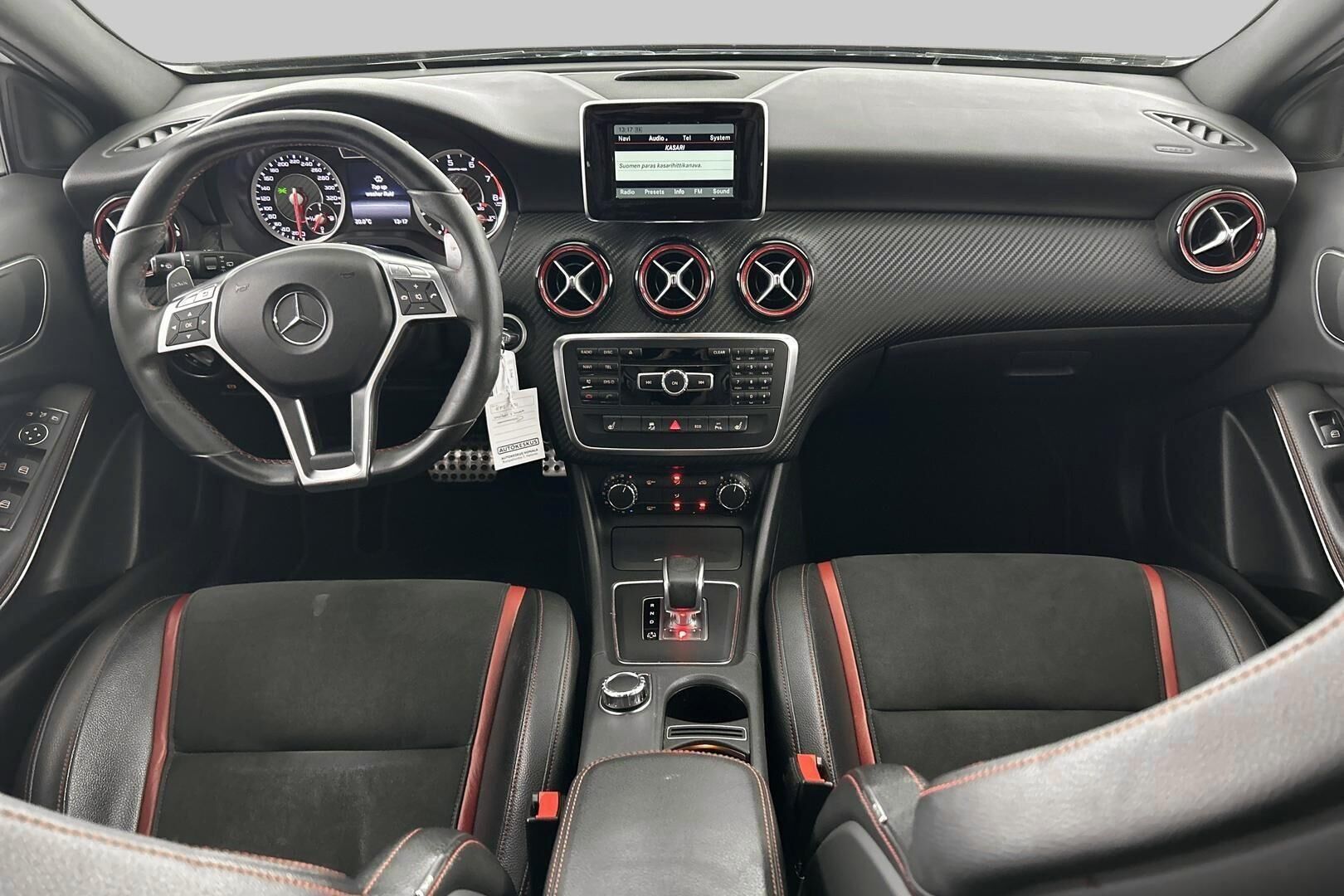 Mercedes-Benz A iso kuva 10