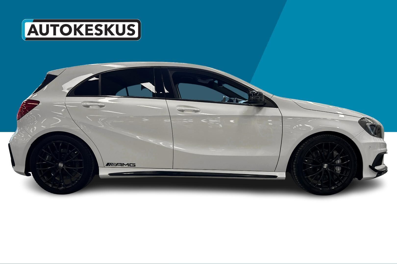 Mercedes-Benz A 45 AMG iso kuva 4