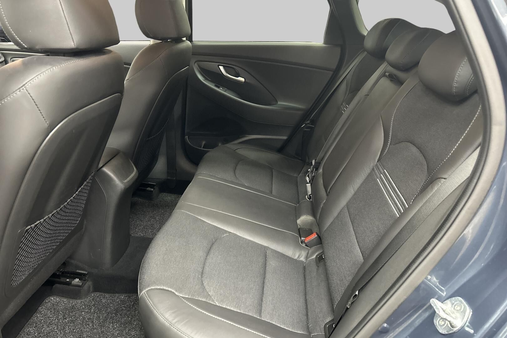 Hyundai i30 Wagon iso kuva 10