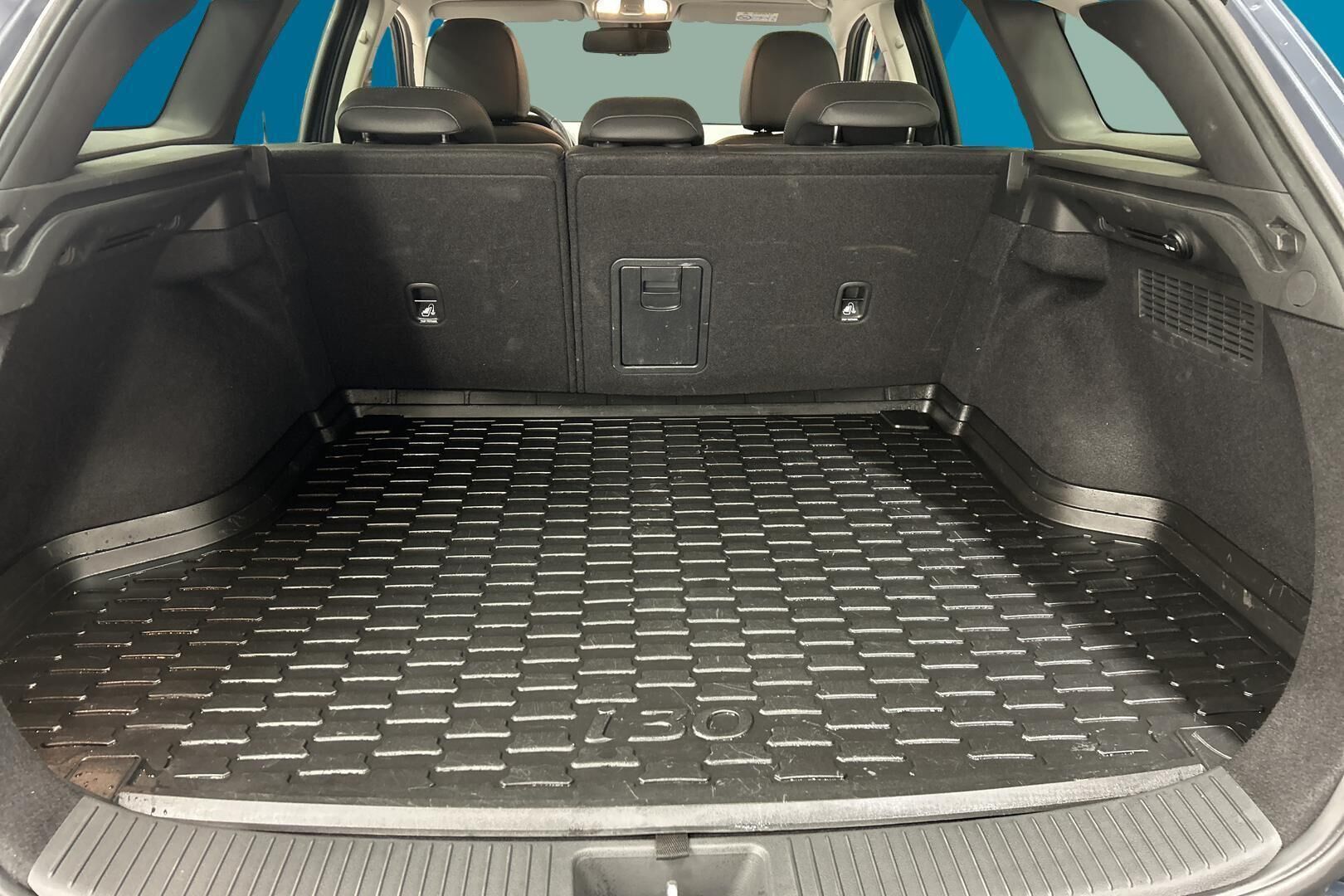 Hyundai i30 Wagon iso kuva 12