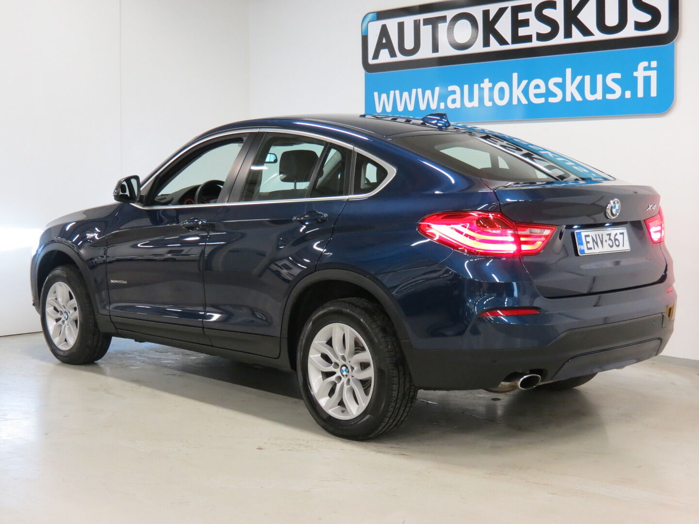 BMW X4 iso kuva 3