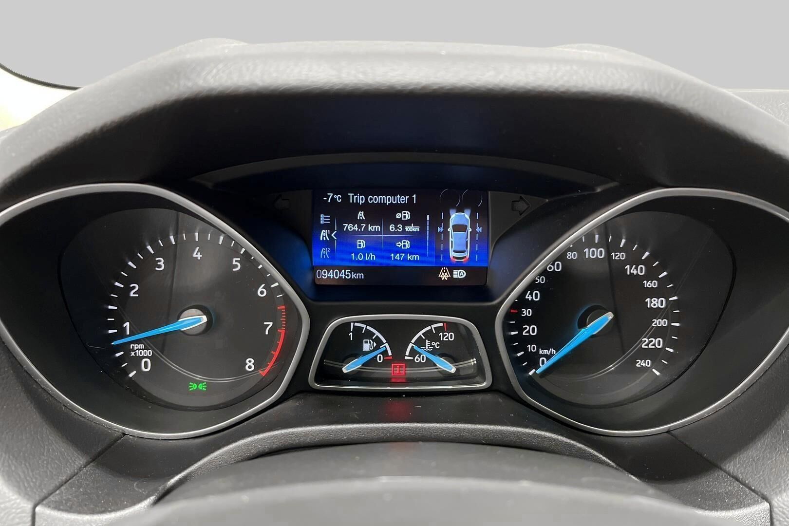 Ford Focus iso kuva 14