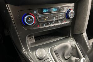 Ford Focus esikatselu 17