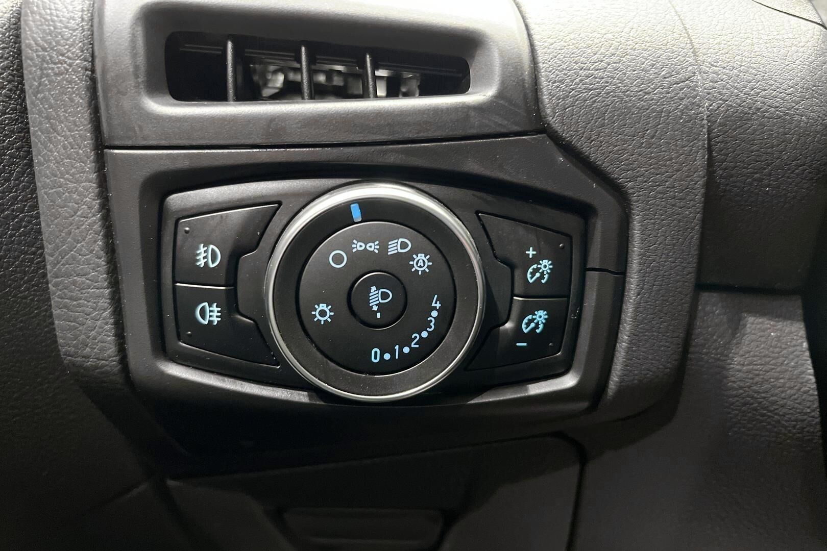 Ford Focus iso kuva 22