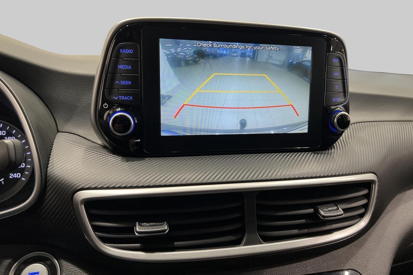 Hyundai Tucson iso kuva 19