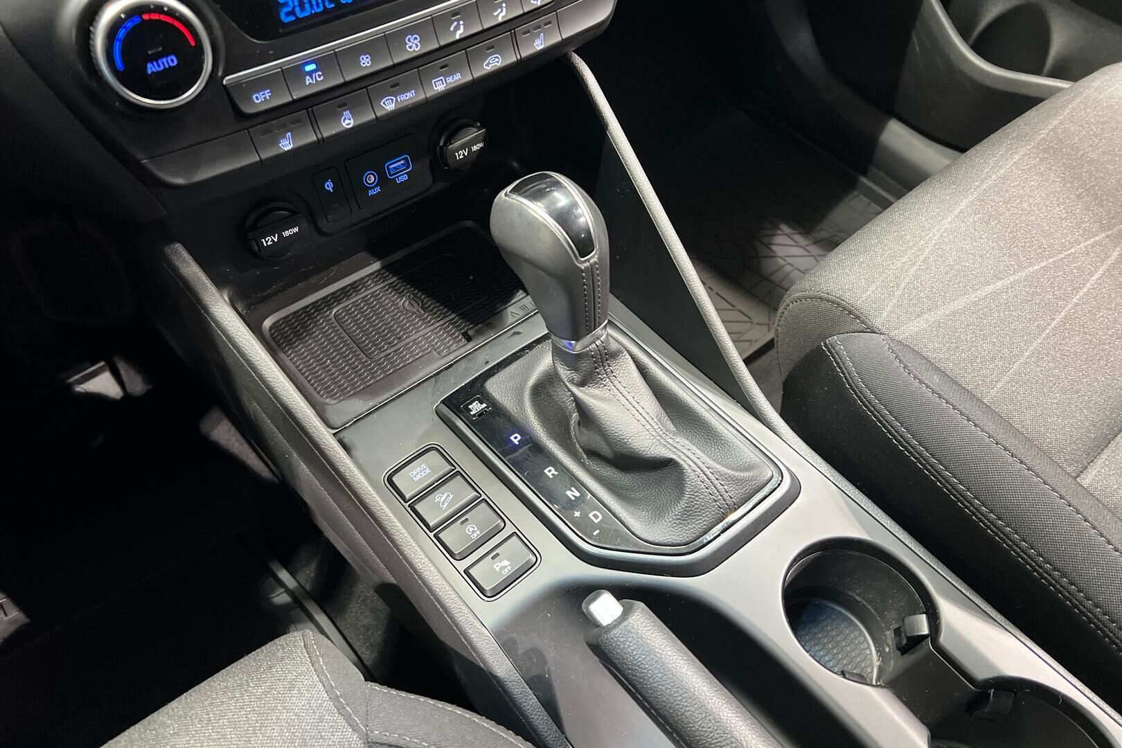 Hyundai Tucson iso kuva 20