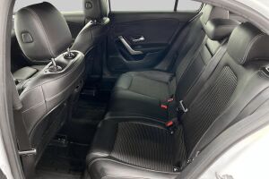 Mercedes-Benz A esikatselu 10