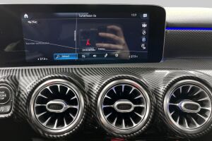 Mercedes-Benz A esikatselu 15