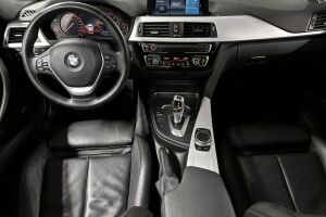 BMW 3-SARJA esikatselu 10