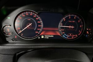 BMW 3-SARJA esikatselu 13