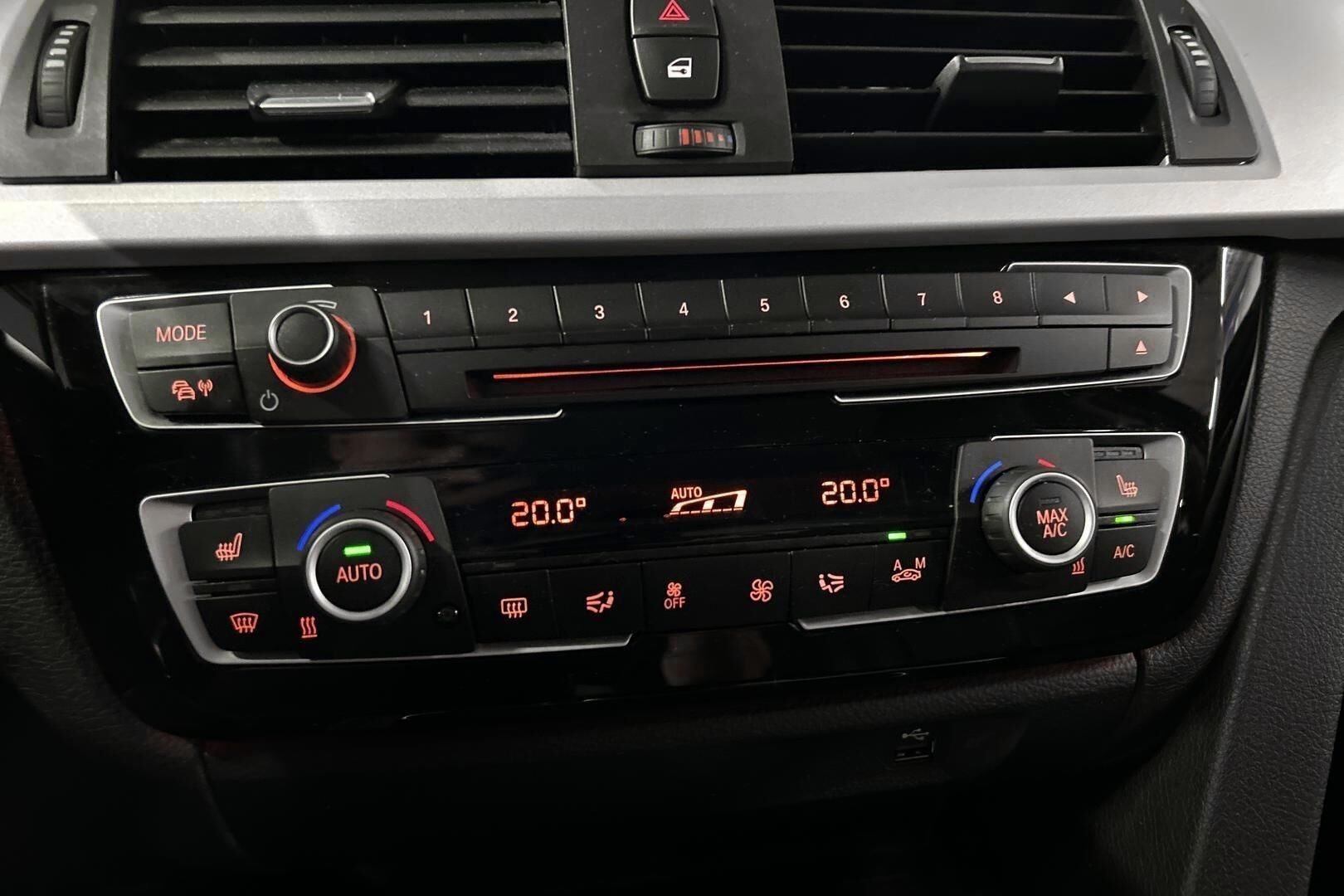 BMW 3-SARJA iso kuva 17