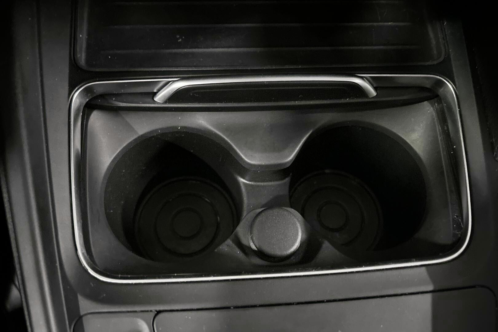 BMW 3-SARJA iso kuva 18