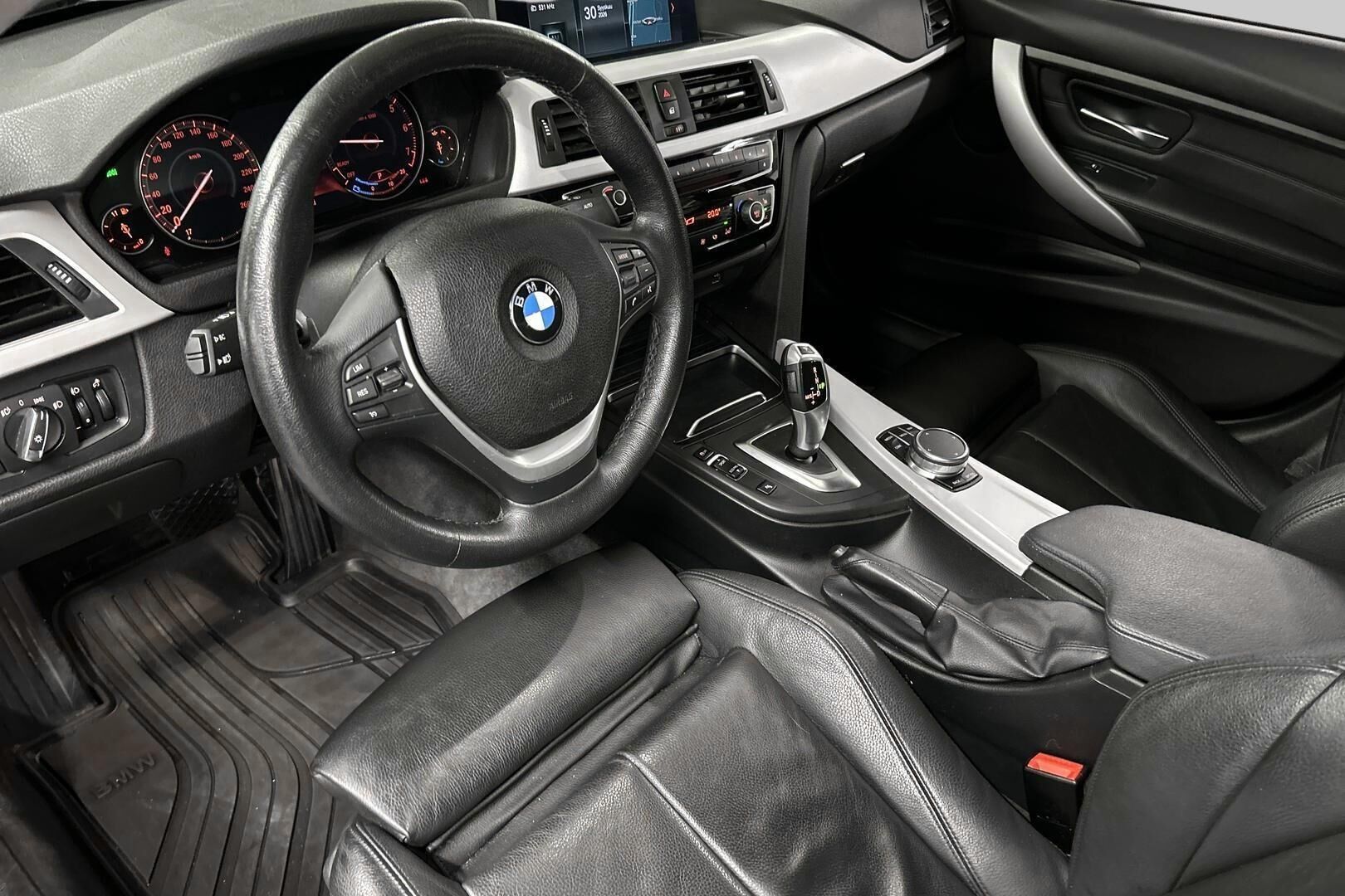 BMW 3-SARJA iso kuva 8