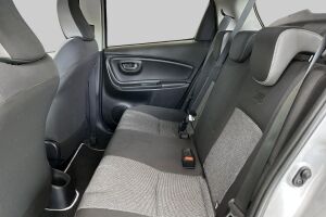 Toyota Yaris esikatselu 10