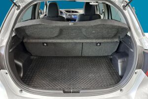 Toyota Yaris esikatselu 12